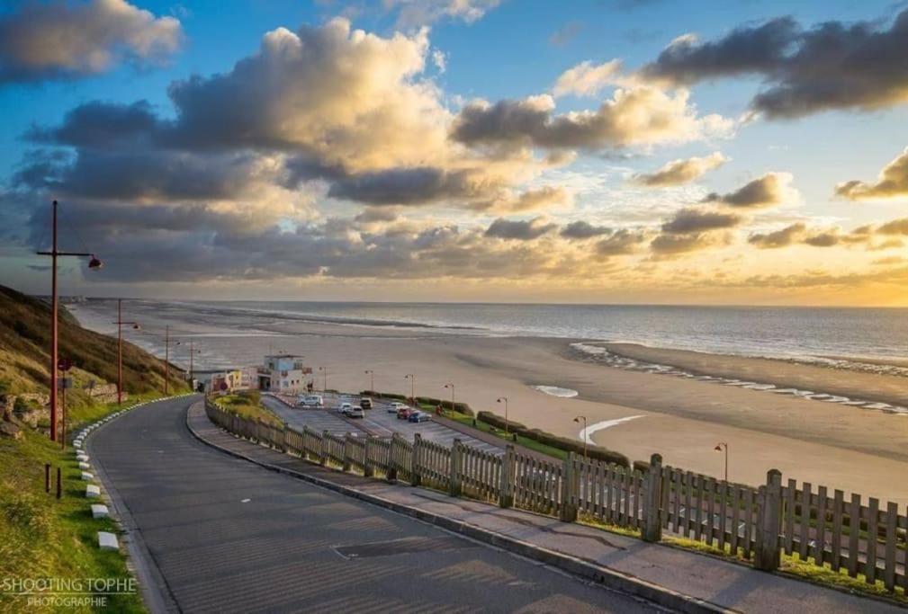 Charmante Maison 1 Chambre Avec Terrasse N'1 Équihen-Plage Buitenkant foto